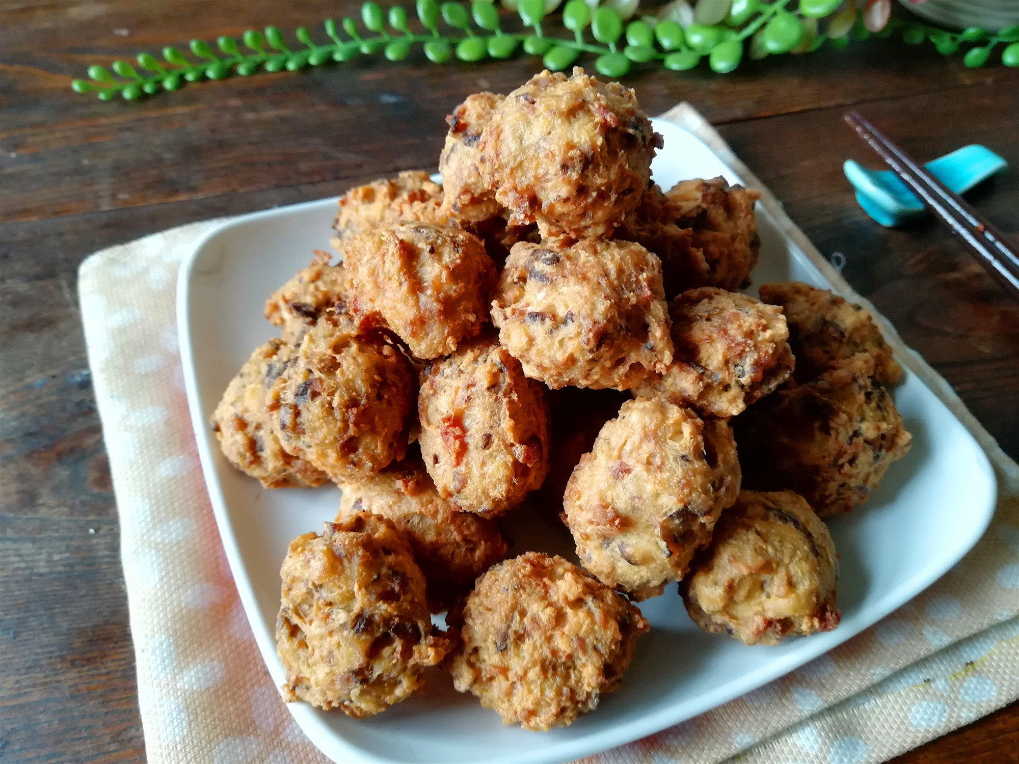 王守安:我家的过年美食——炸素丸子